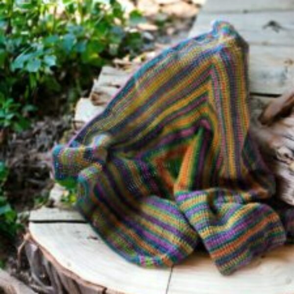 Crochet baby blanket (multi blue/green)