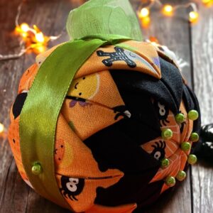 Halloween bauble (black/green)